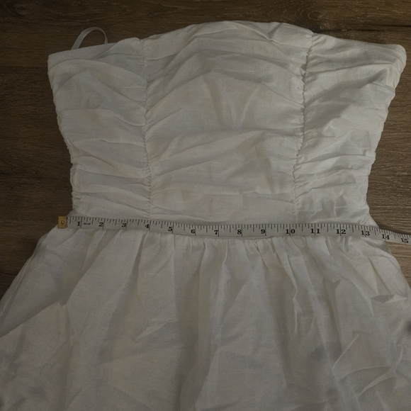" MORE TO COME" Chic Mini‎ Strapless White Dress - Picture 3 of 5